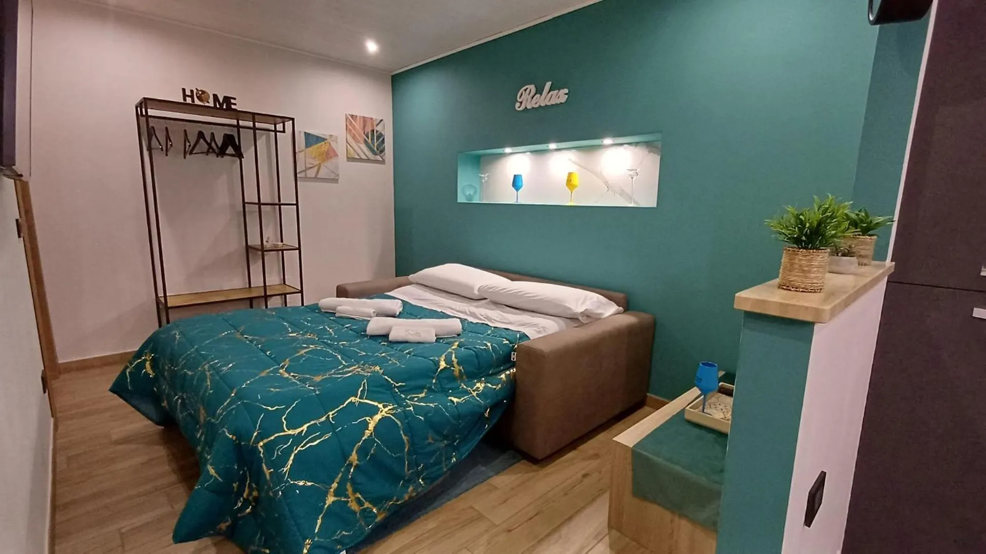 Sogni D'Oro Apartment Partinico 0*,  Italy